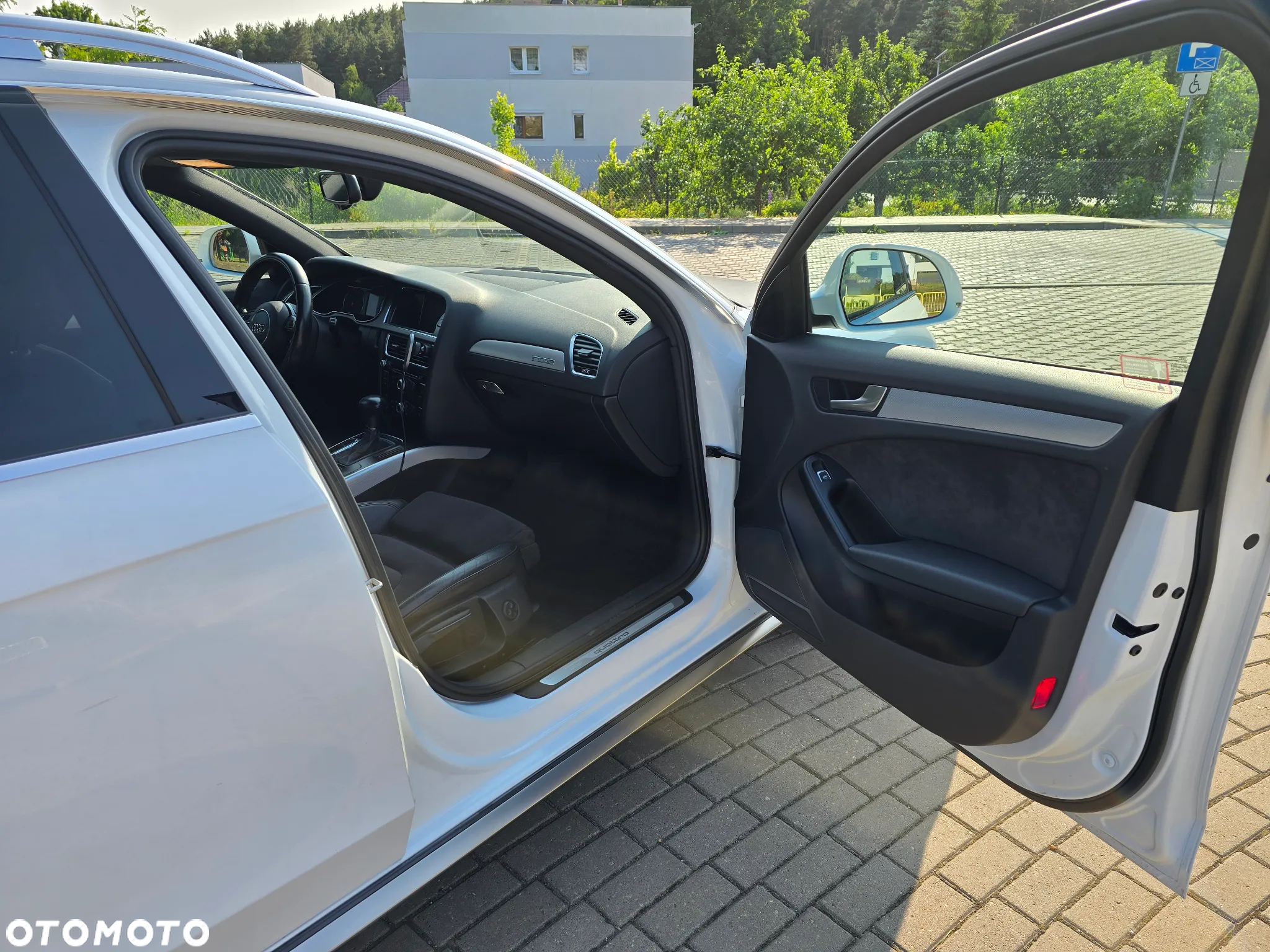 Audi A4 Allroad 2.0 TDI Quattro S tronic - 26