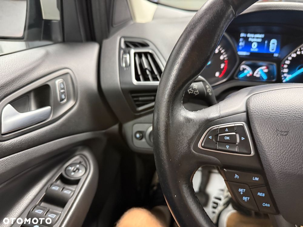 Ford Kuga 1.5 EcoBoost FWD Titanium ASS - 17
