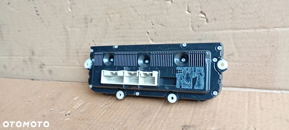 Panel nawiewu klimatyzacji klimy VW Passat B6 - 7