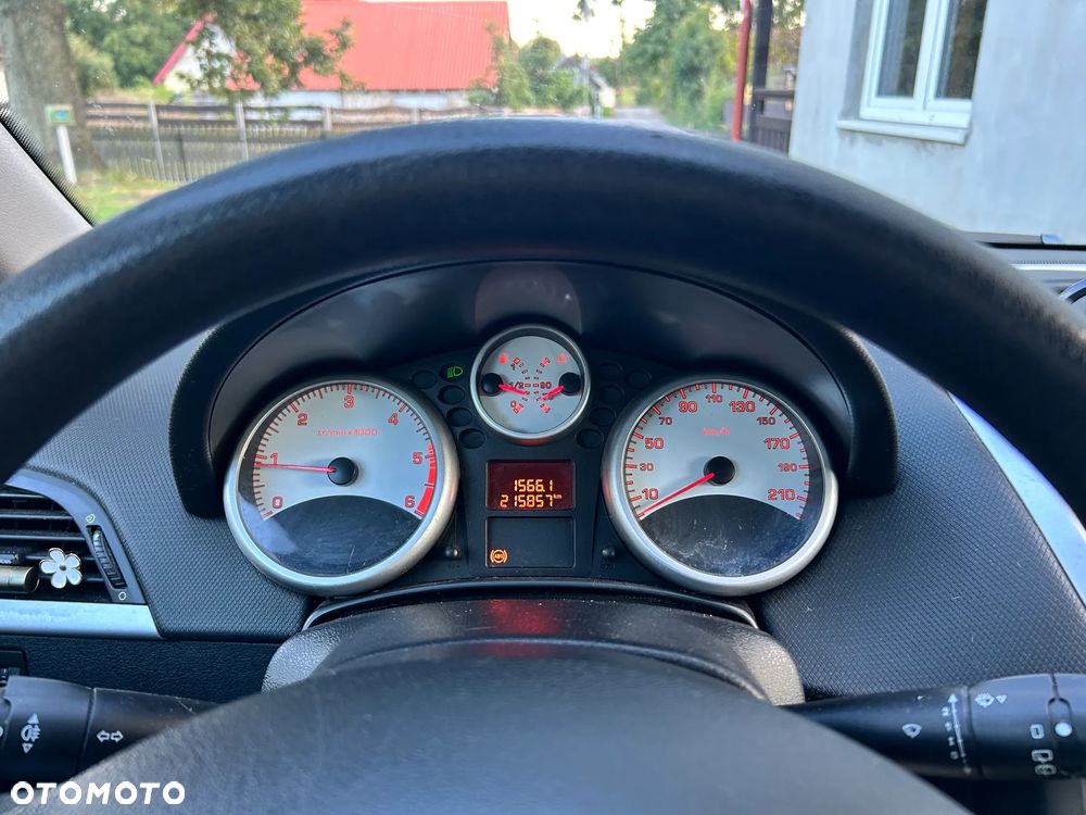 Peugeot 207 2007 photo 5
