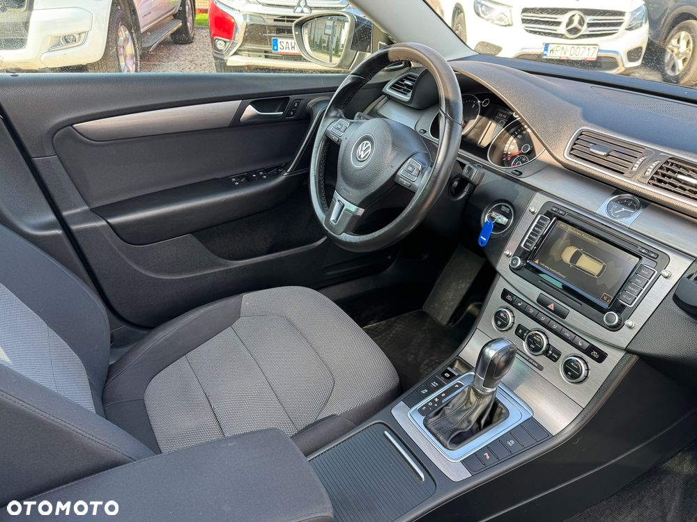 Volkswagen Passat - 7