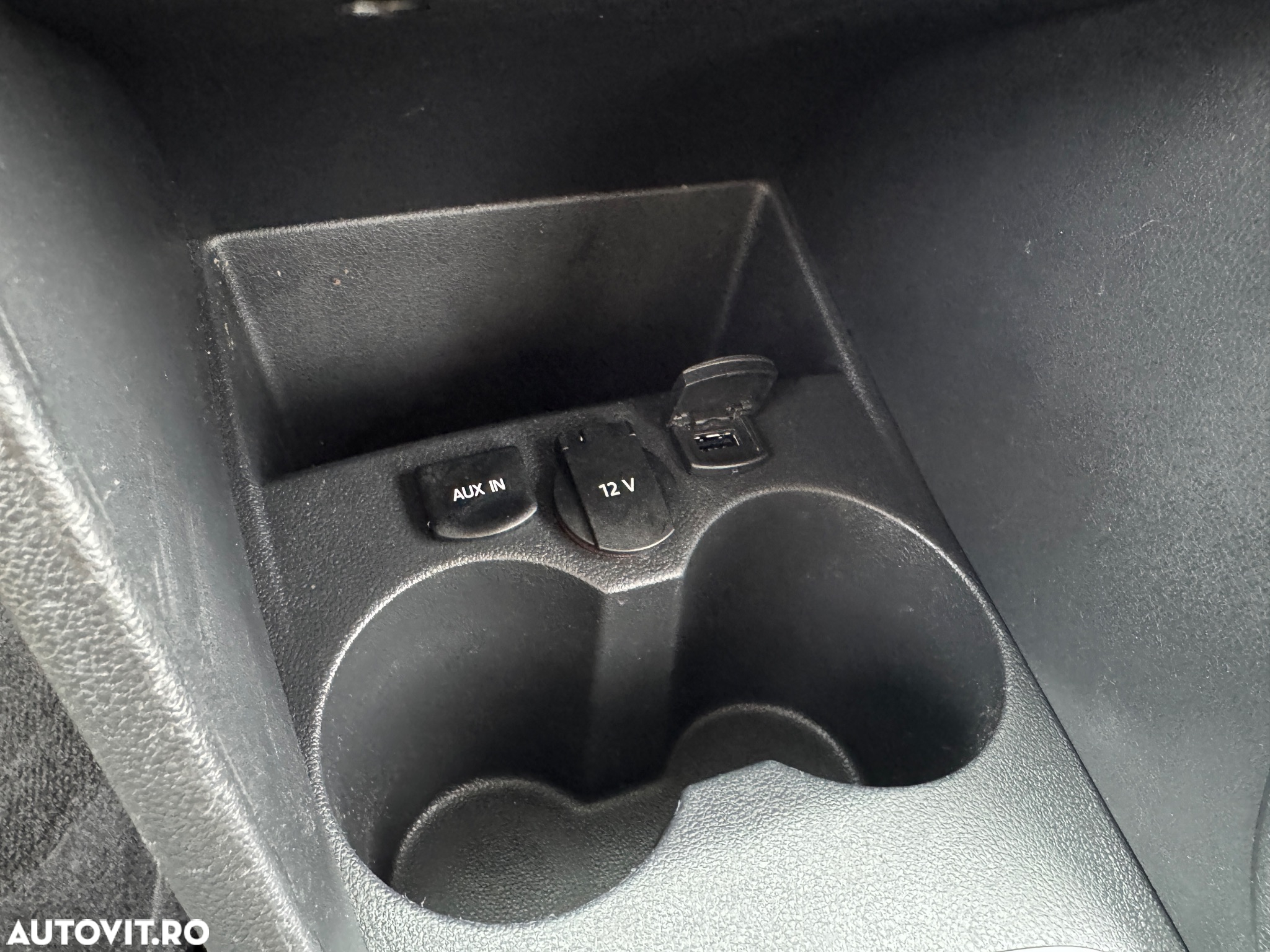 Volkswagen Polo - 10