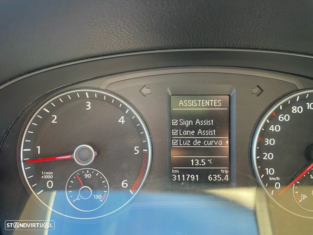 VW Sharan - 11