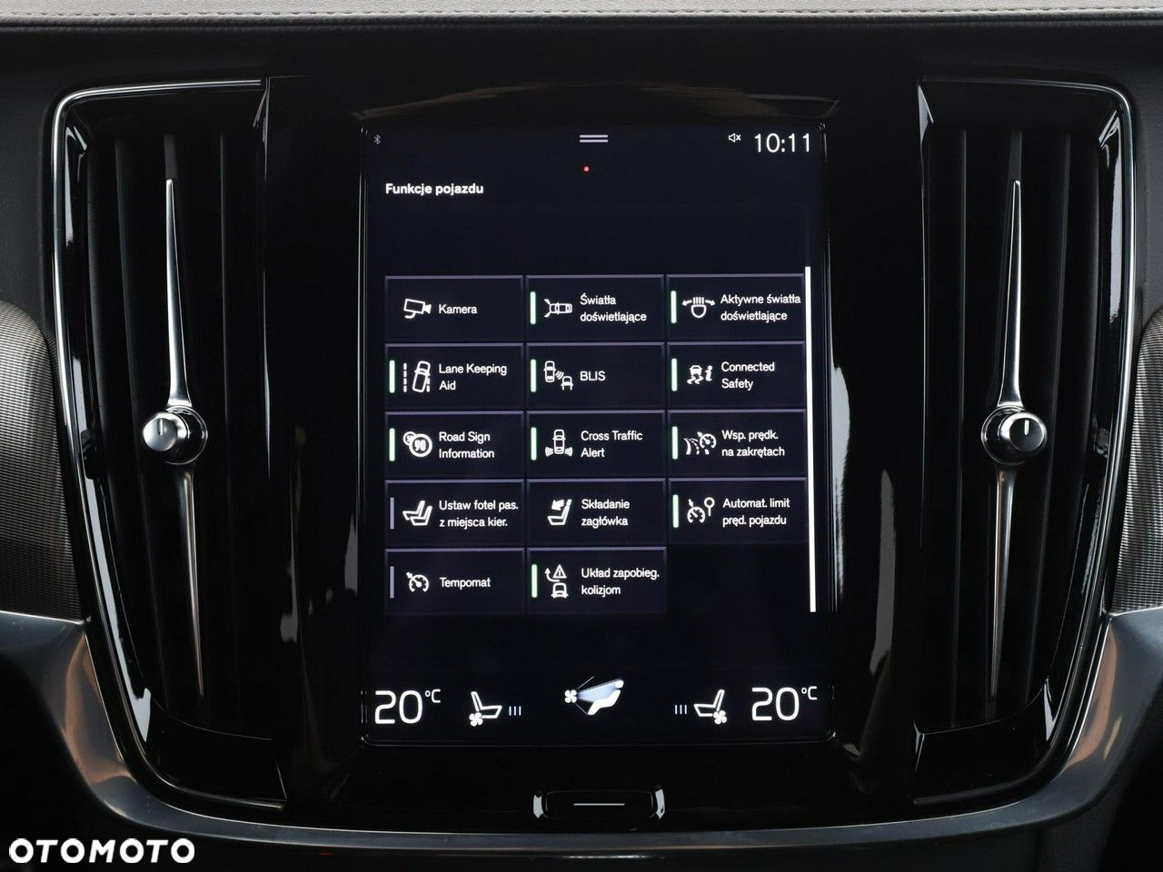 Volvo V90 D4 R-Design - 24