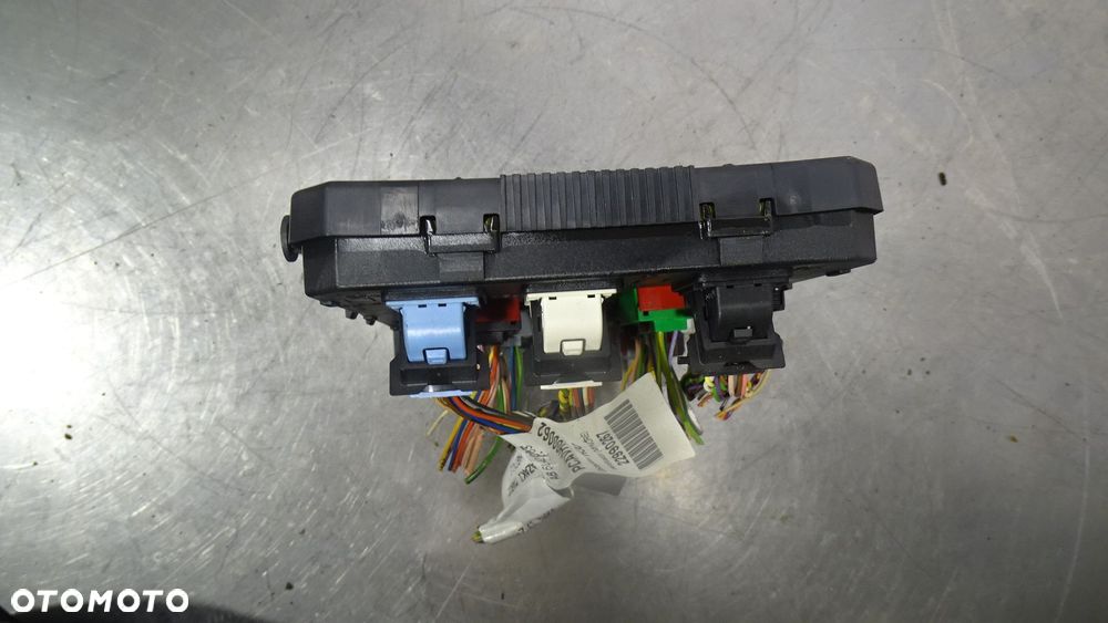 MODUŁ BSI CITROEN C4 PICASSO 1.8 - 6