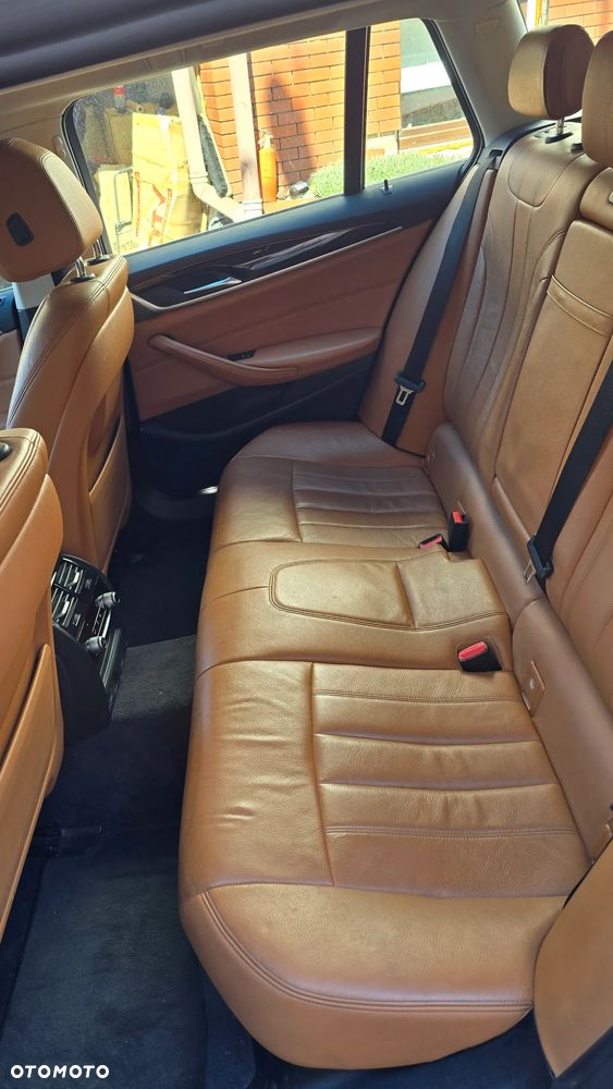 BMW Seria 5 520i GPF - 5