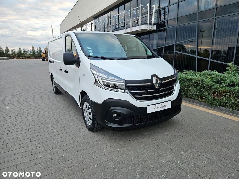 Renault Trafic - 12