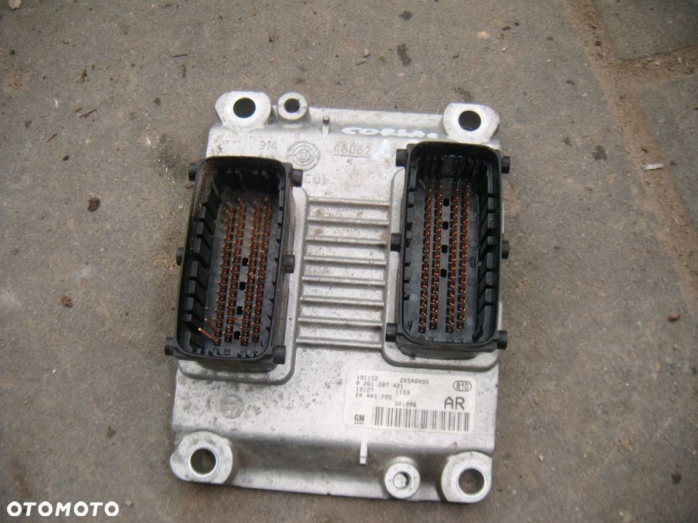 opel corsa c 02r komputer silnika nr  0261207421 - 1