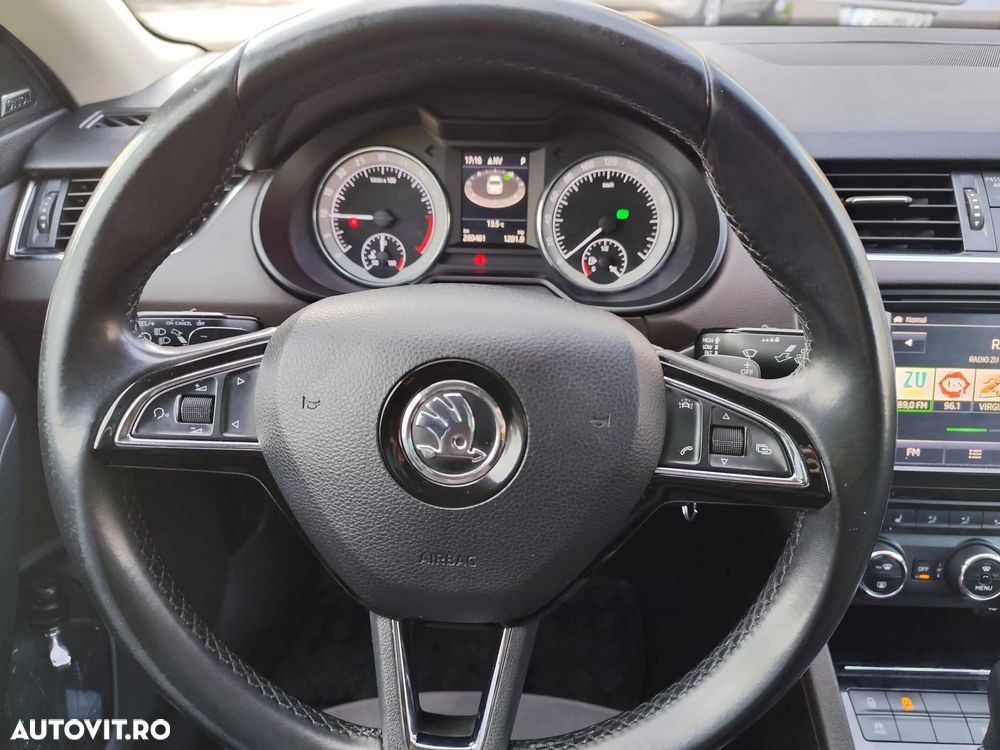 Skoda Octavia 2.0 TDI 4x4 DSG Laurin & Klement - 12