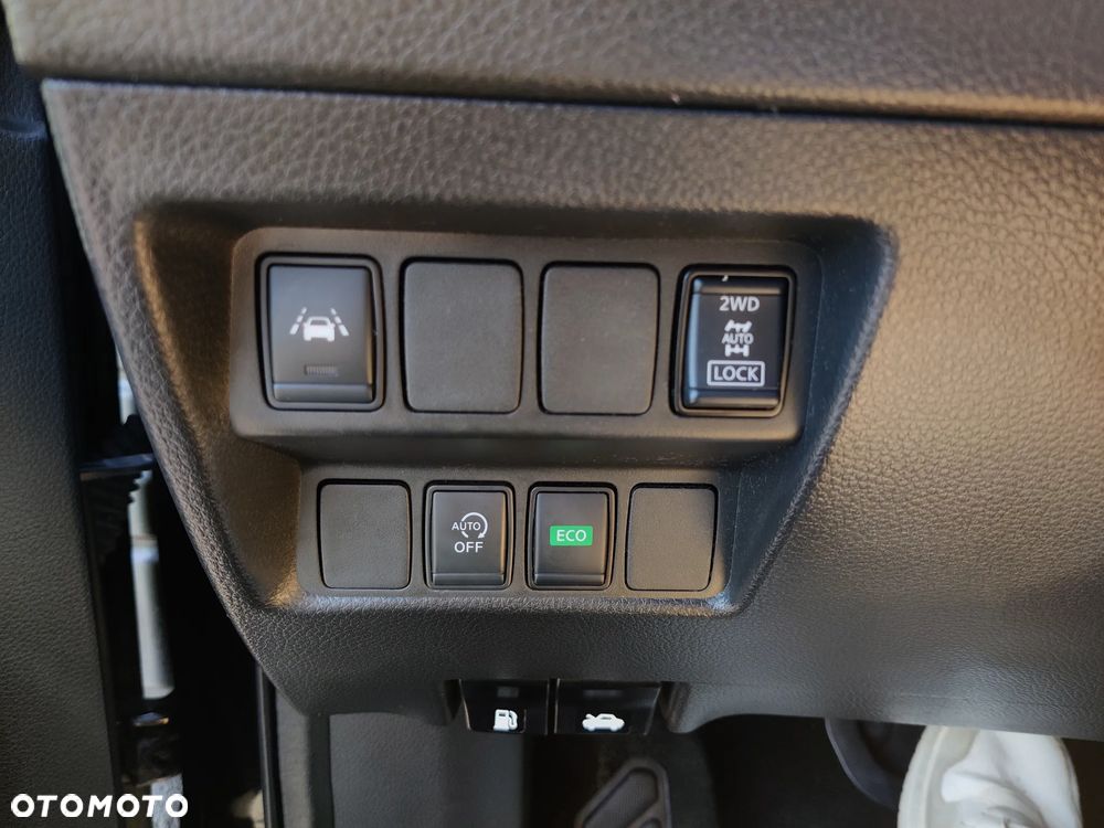 Nissan Qashqai 1.7 dCi 4x4 N-Connecta Xtronic - 15