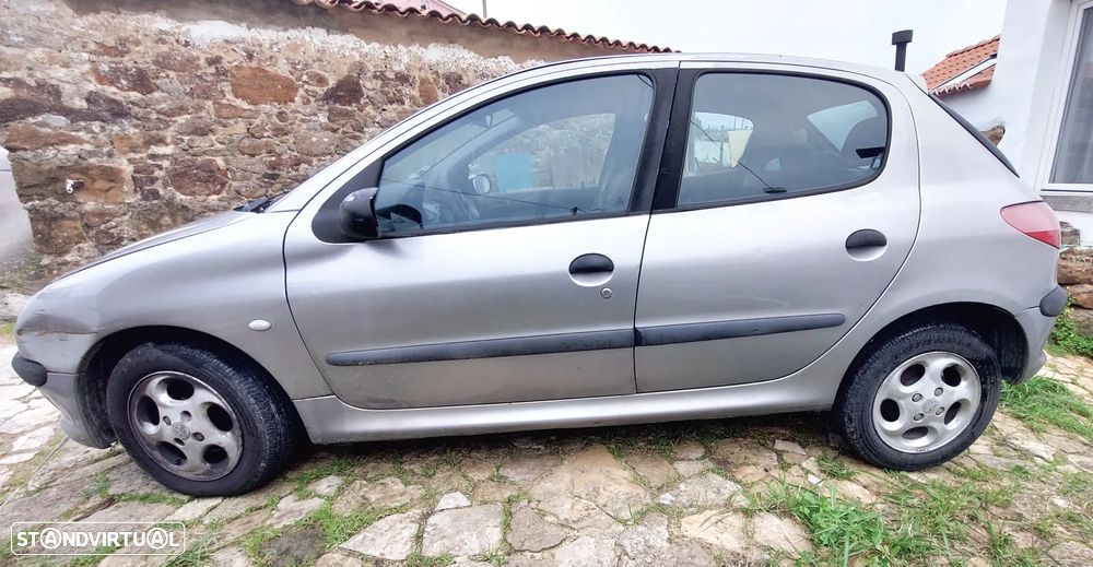 Peugeot 206 - 2