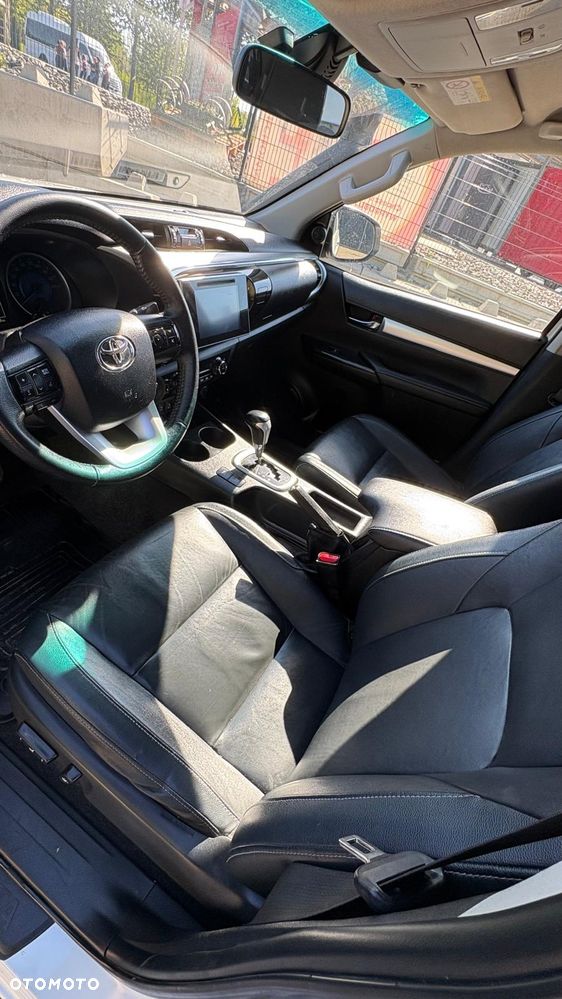 Toyota Hilux 4x4 Double Cab Autm S&S Executive - 18