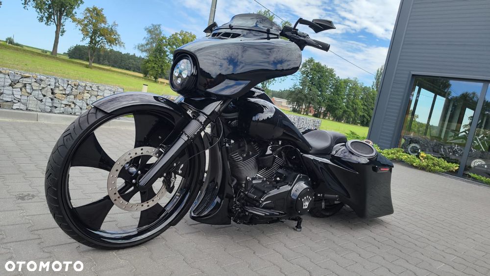 Harley-Davidson Touring Street Glide - 2