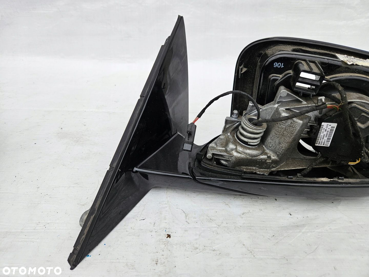 LUSTERKO BMW G30 G31 F0184101U66B LEWE 5 pin - 10