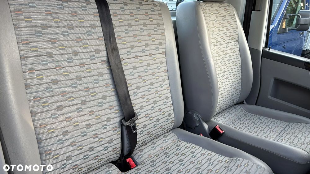 Volkswagen Transporter T5 - 19