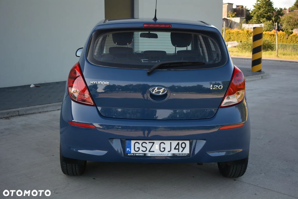Hyundai i20 - 11