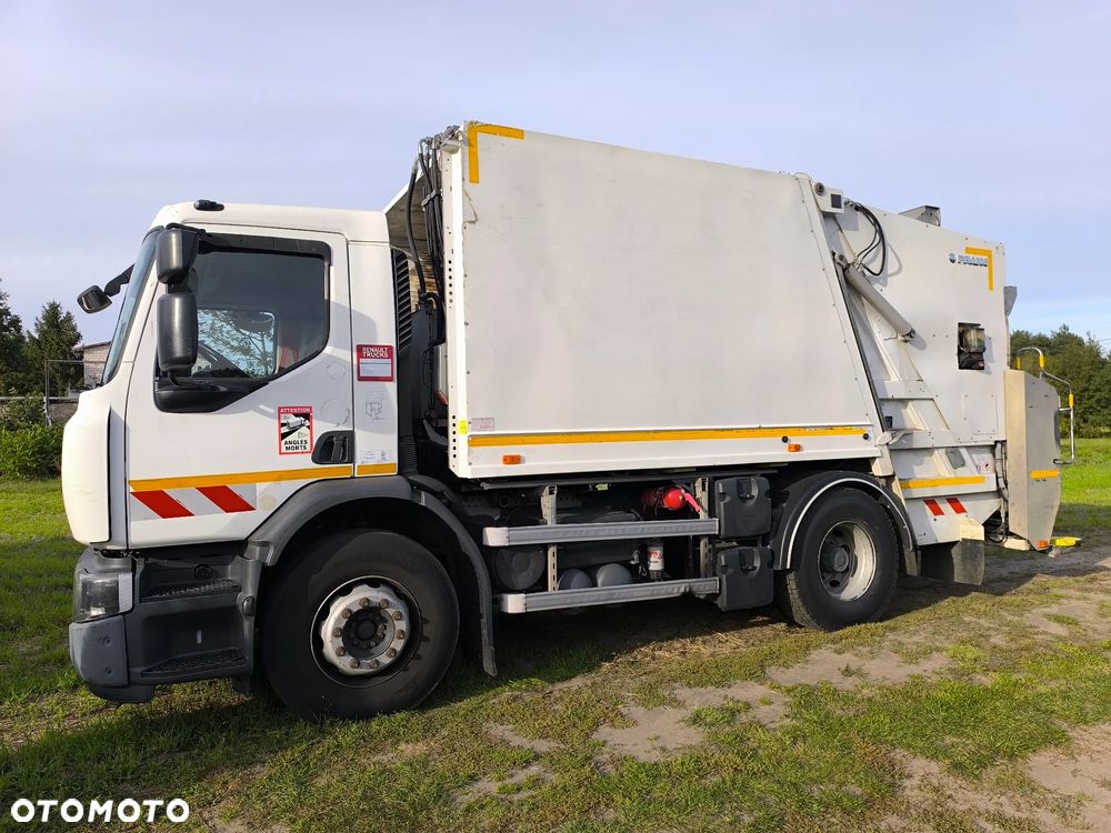 Renault D WIDE C - 2