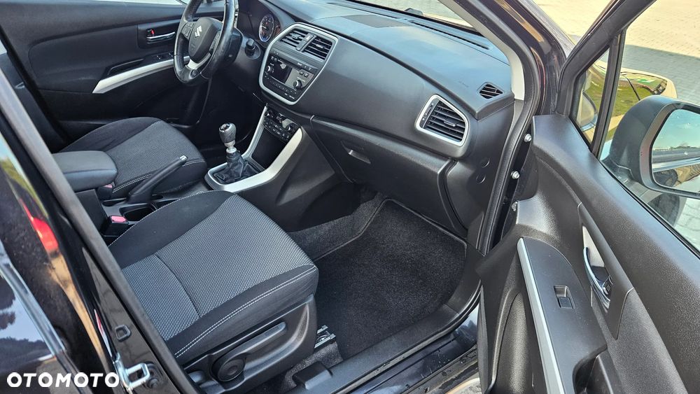 Suzuki SX4 S-Cross 1.6 DDiS Premium Plus 4WD - 12