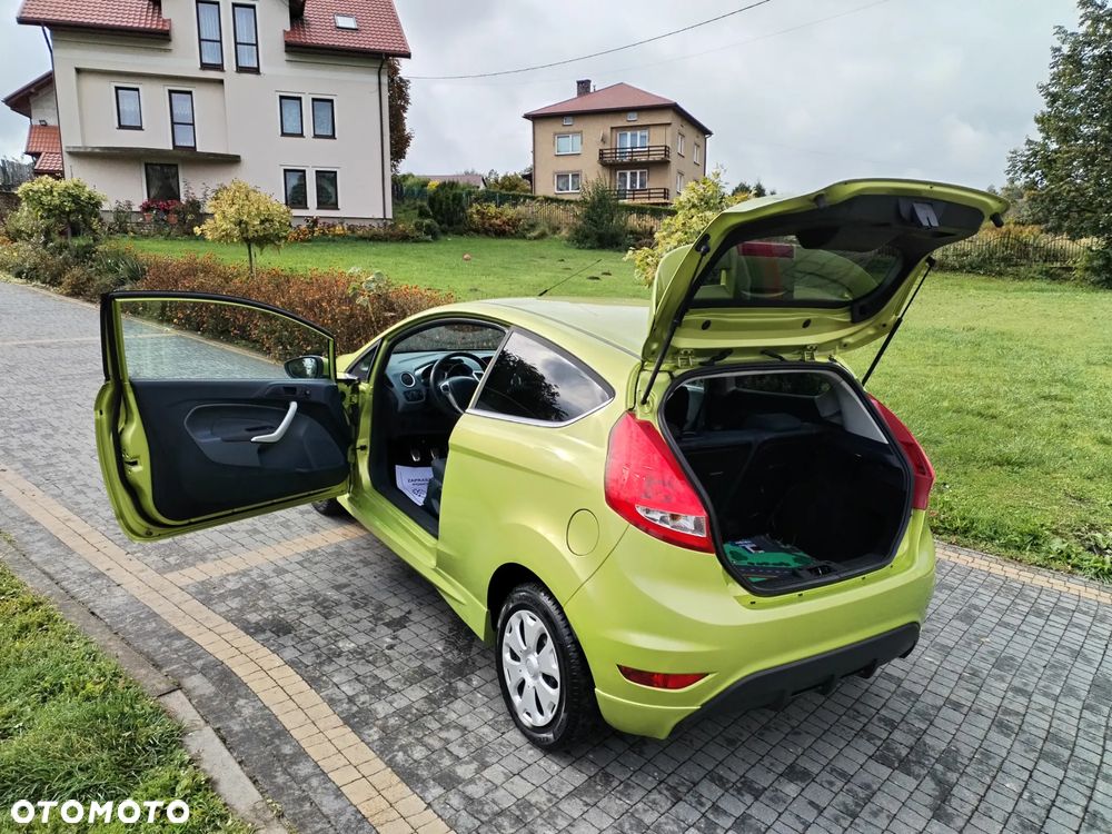 Ford Fiesta - 40