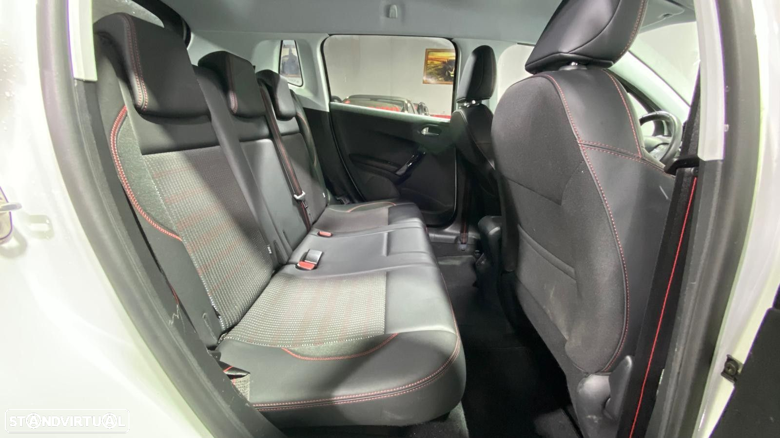 Peugeot 2008 1.2 PureTech GT Line - 7