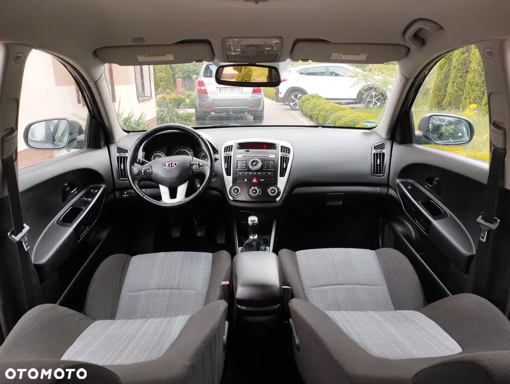 Kia Ceed 1.4 CVVT Dream-Team Edition - 7
