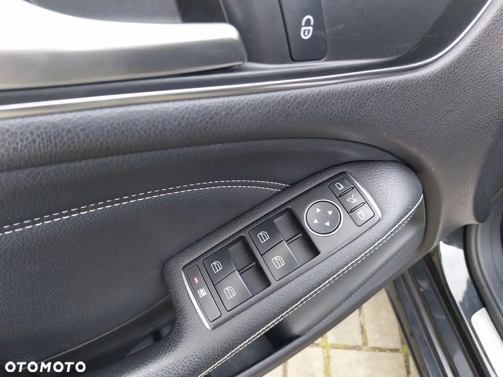 Mercedes-Benz Klasa B 180 BlueEFFICIENCY Edition Style - 19