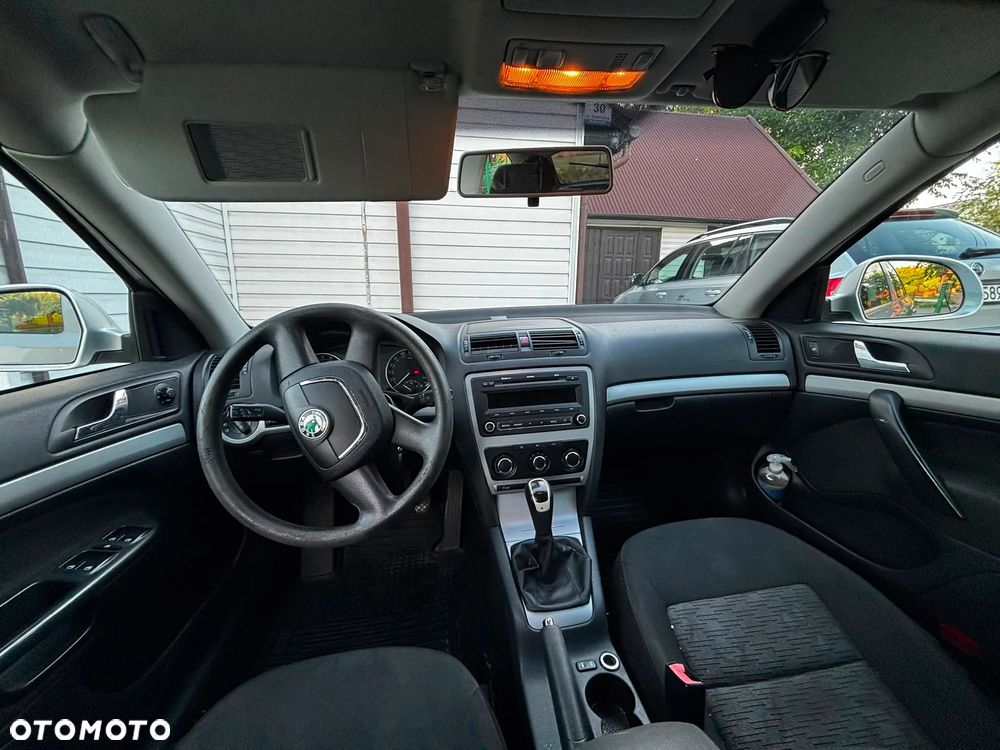 Skoda Octavia 1.6 TDI Active - 11