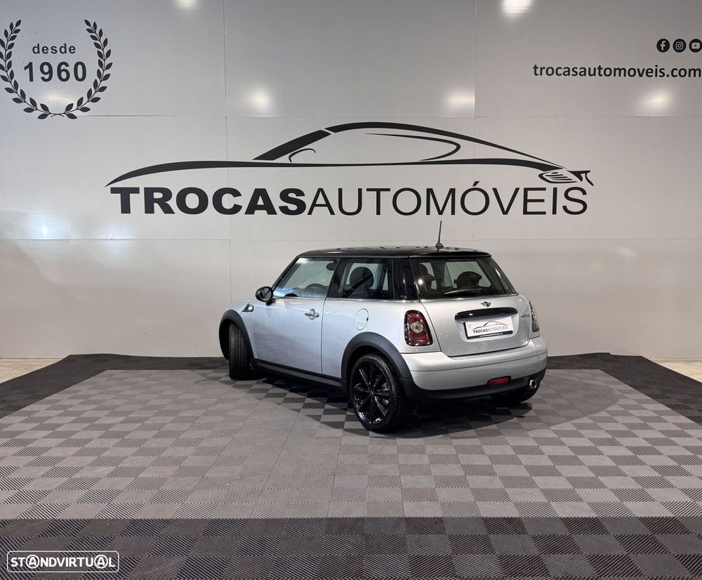 MINI 3 Portas Cooper D - 5
