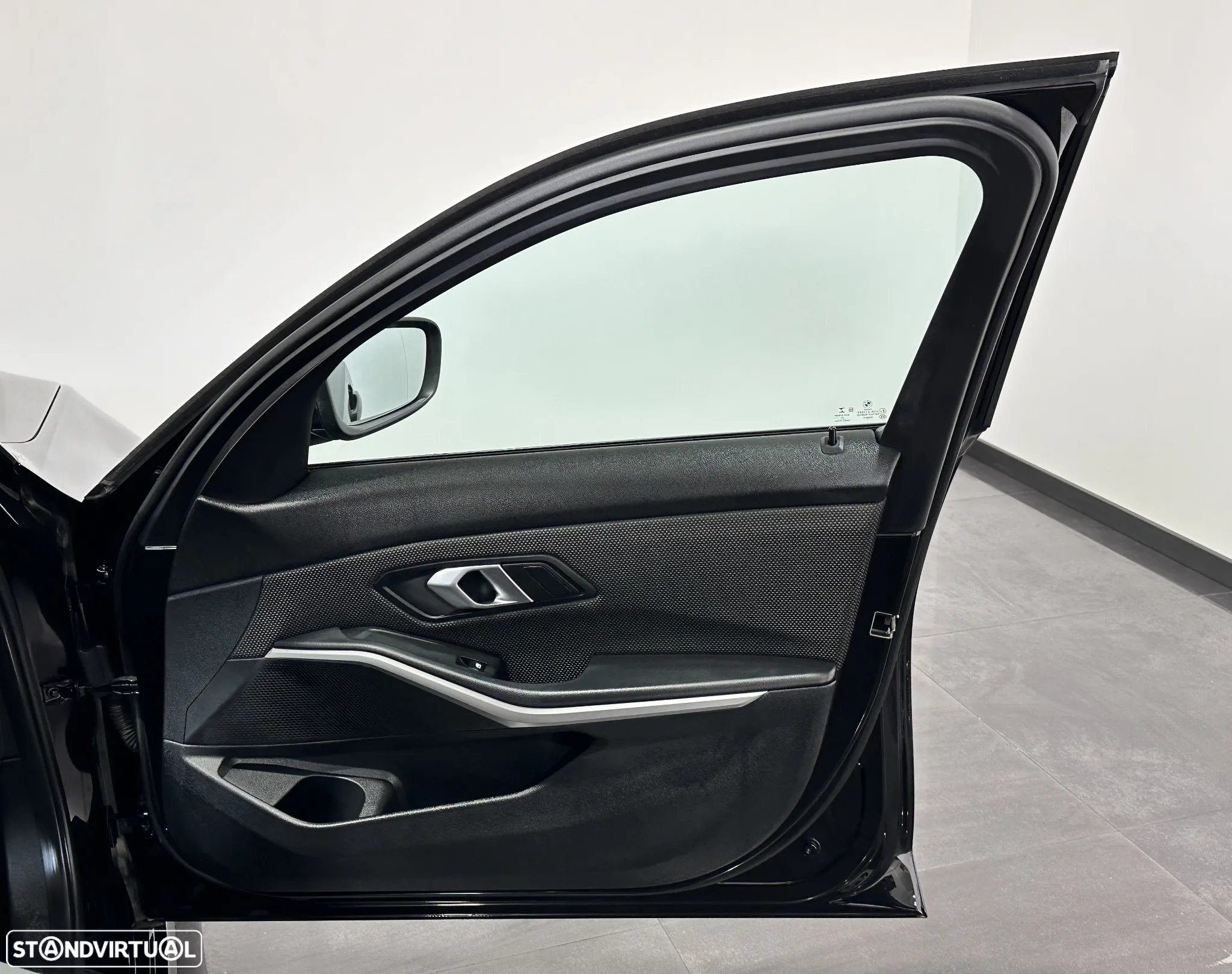 BMW 318 d Touring Line Luxury Auto - 39