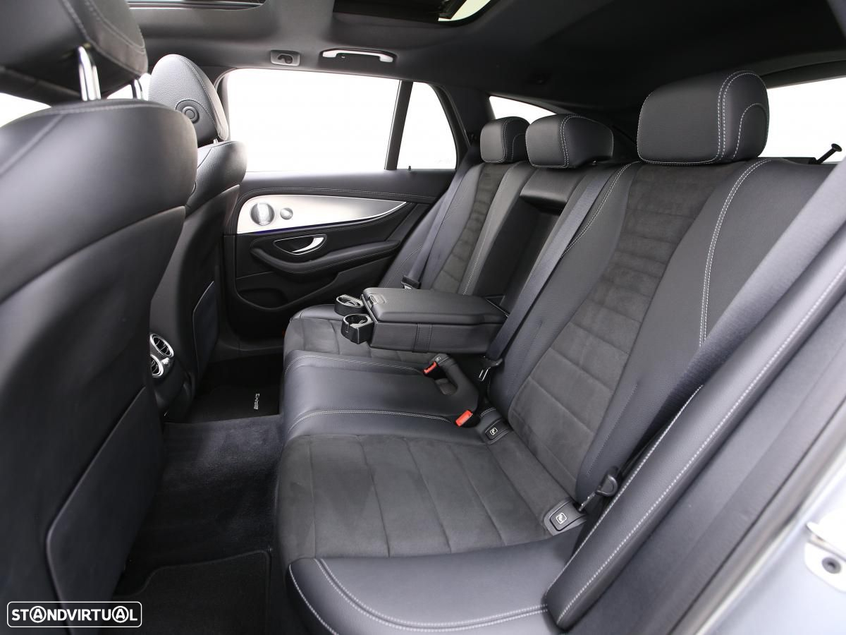 Mercedes-Benz E 300 de AMG Line - 11