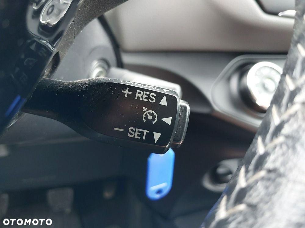 Toyota Yaris 1.5 Premium - 27