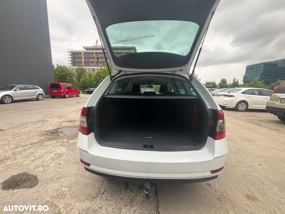 Skoda Octavia - 8