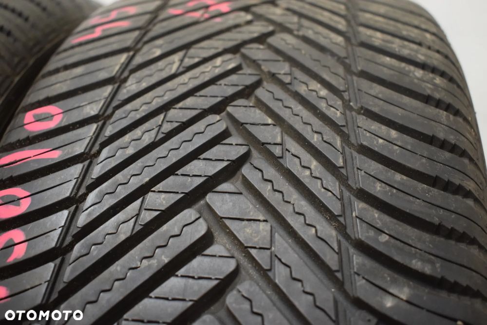 R17 225/45 Hankook Kinergy 4S 2 - 3