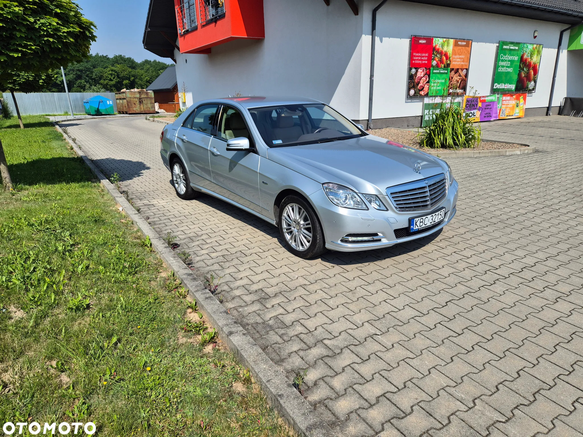 Mercedes-Benz Klasa E 250 CDI 4-Matic BlueEff Avantgarde - 2