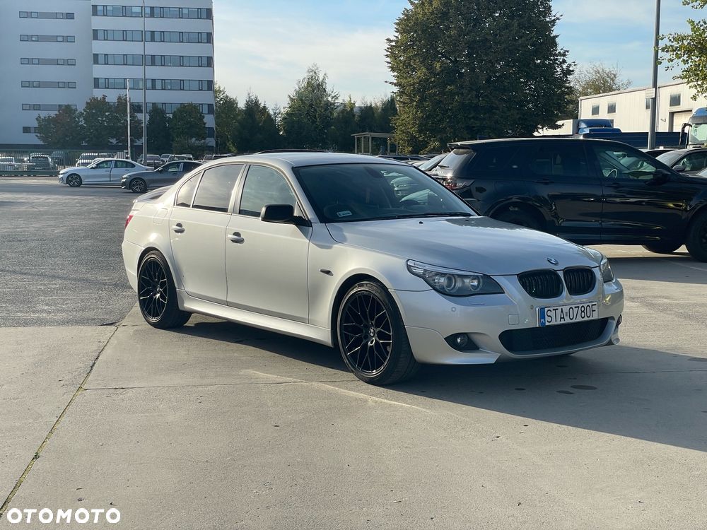 BMW Seria 5 523i - 2