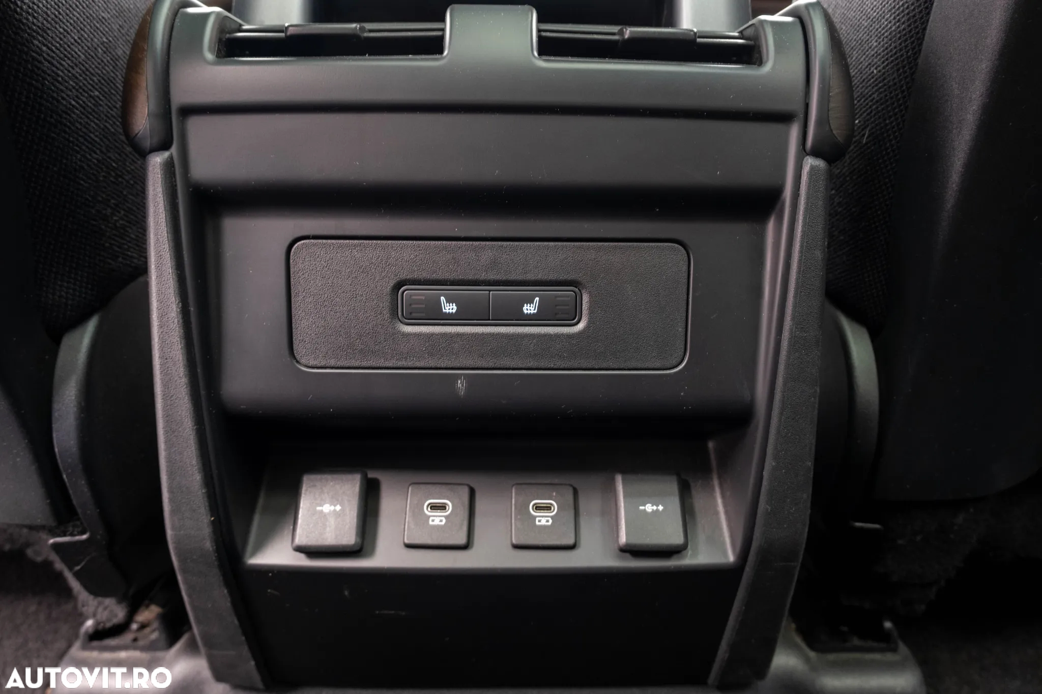 Land Rover Defender 110 3.0P 400 MHEV - 22