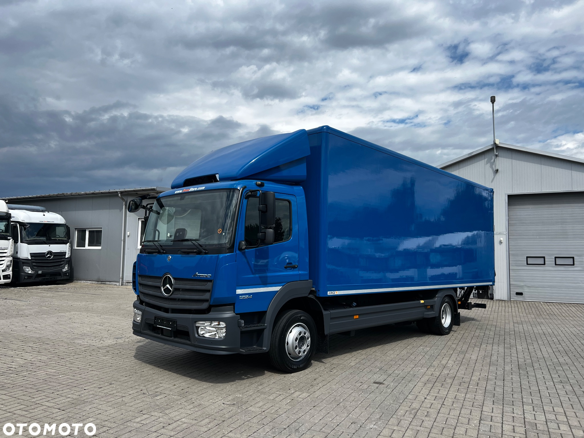 Mercedes-Benz ATEGO - 17
