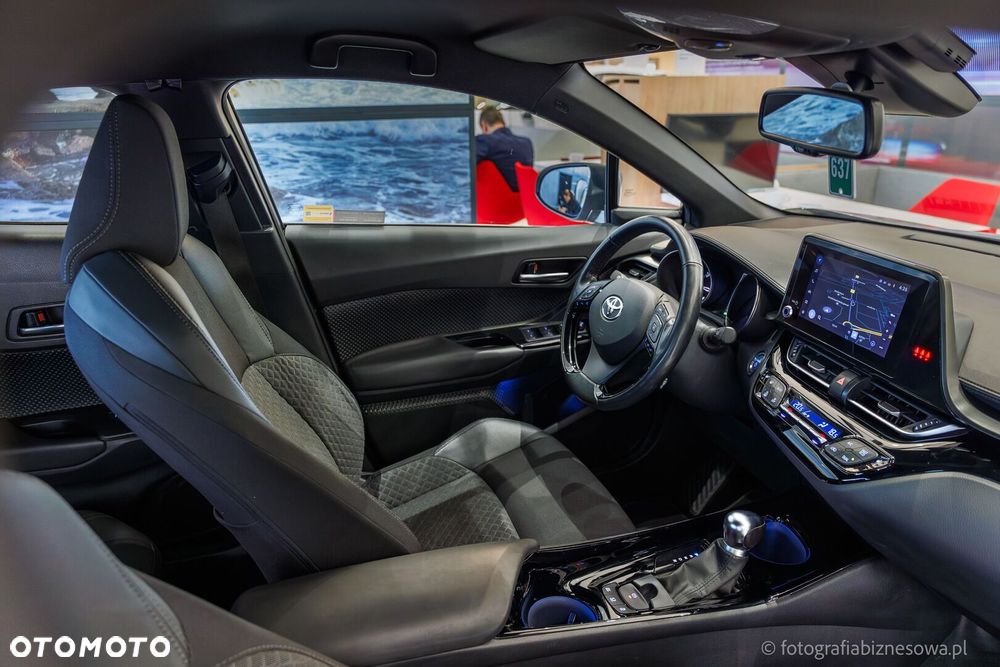 Toyota C-HR 1.8 Hybrid Style - 18
