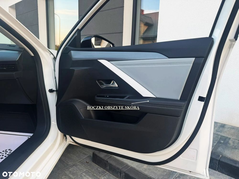 Opel Astra 1.5 D Automatik Business Elegance - 30