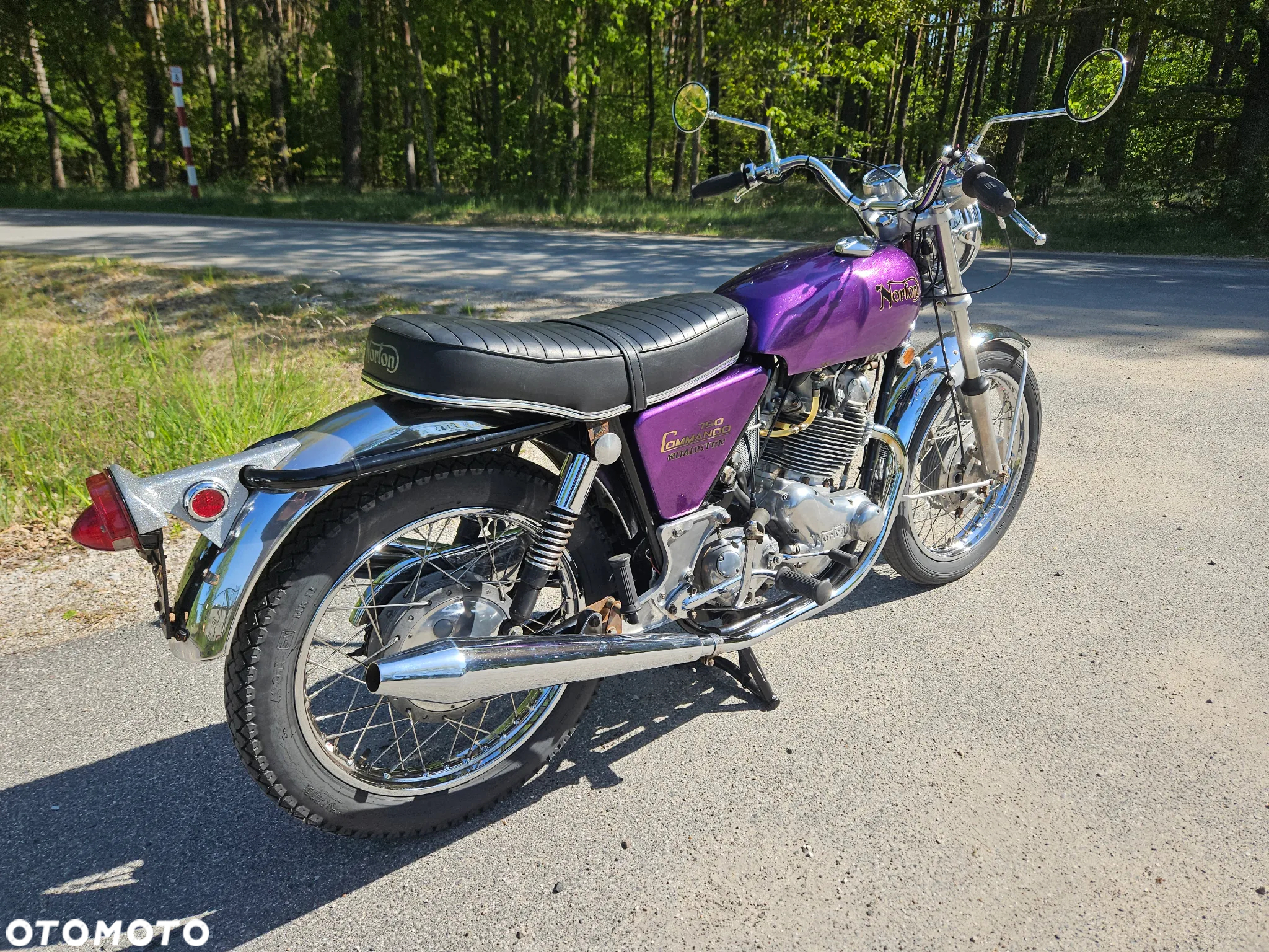 Norton Commando - 4