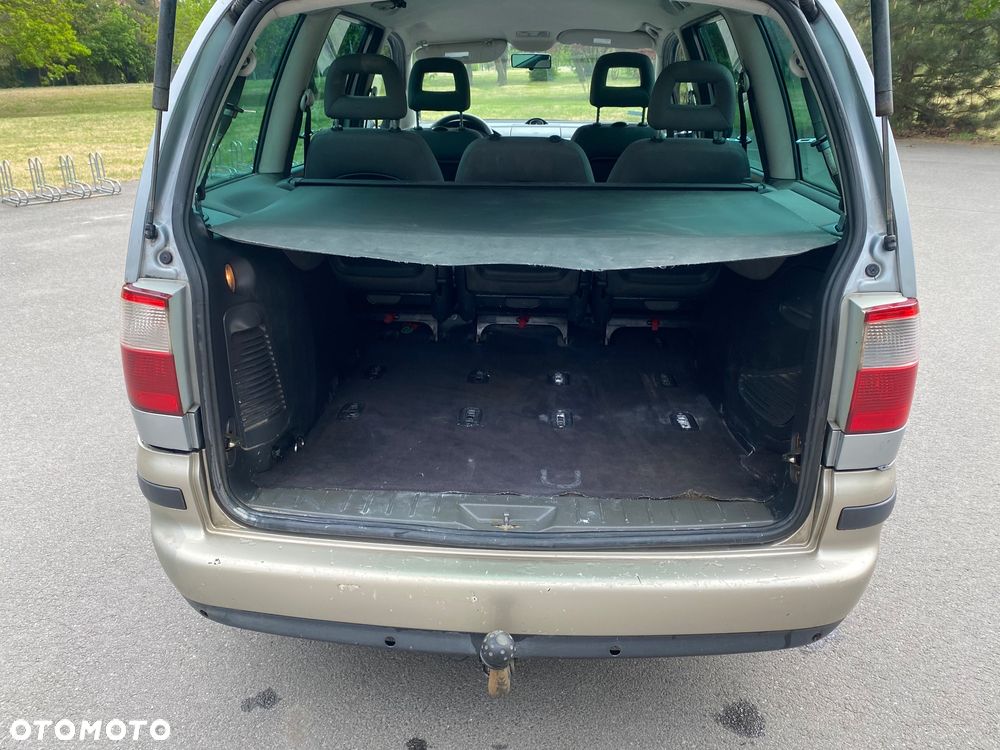 Ford Galaxy 1.9 TDI Trend - 11