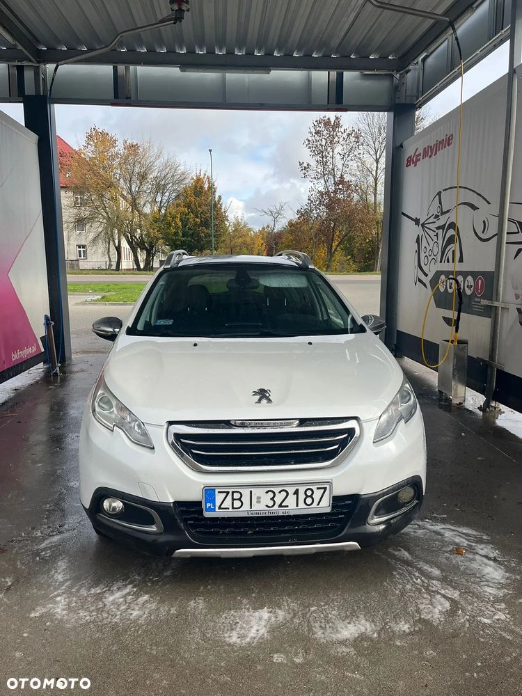 Peugeot 2008 1.2 Pure Tech Active S&S - 5