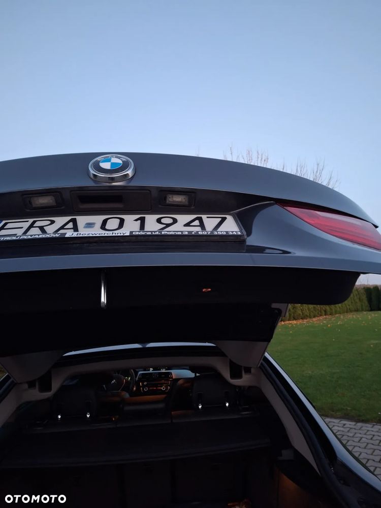 BMW 3GT 318d Sport Line - 15