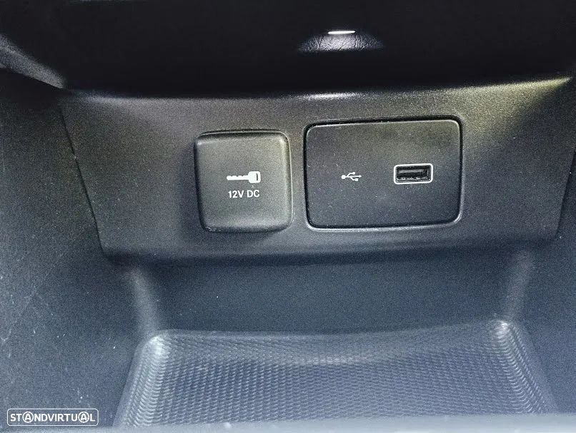 Fiat Tipo Station Wagon 1.3 M-Jet Lounge - 30