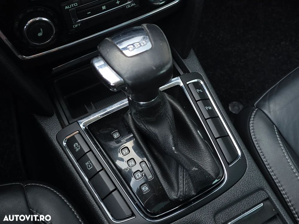 Skoda Superb 2.0 TDI DSG Elegance - 12