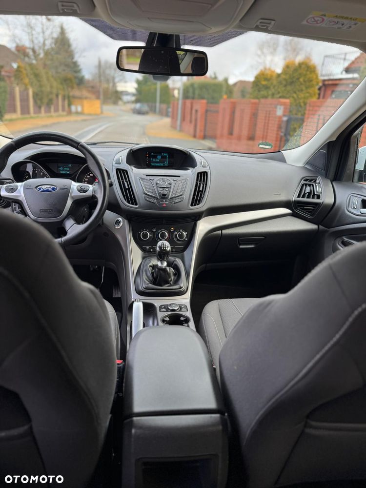 Ford Kuga - 17
