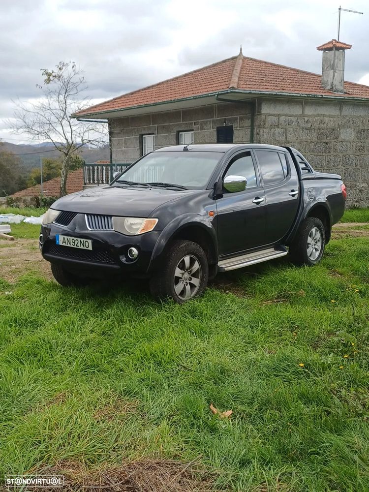 Mitsubishi L200 2.5 TD Strakar Elegance HT - 4
