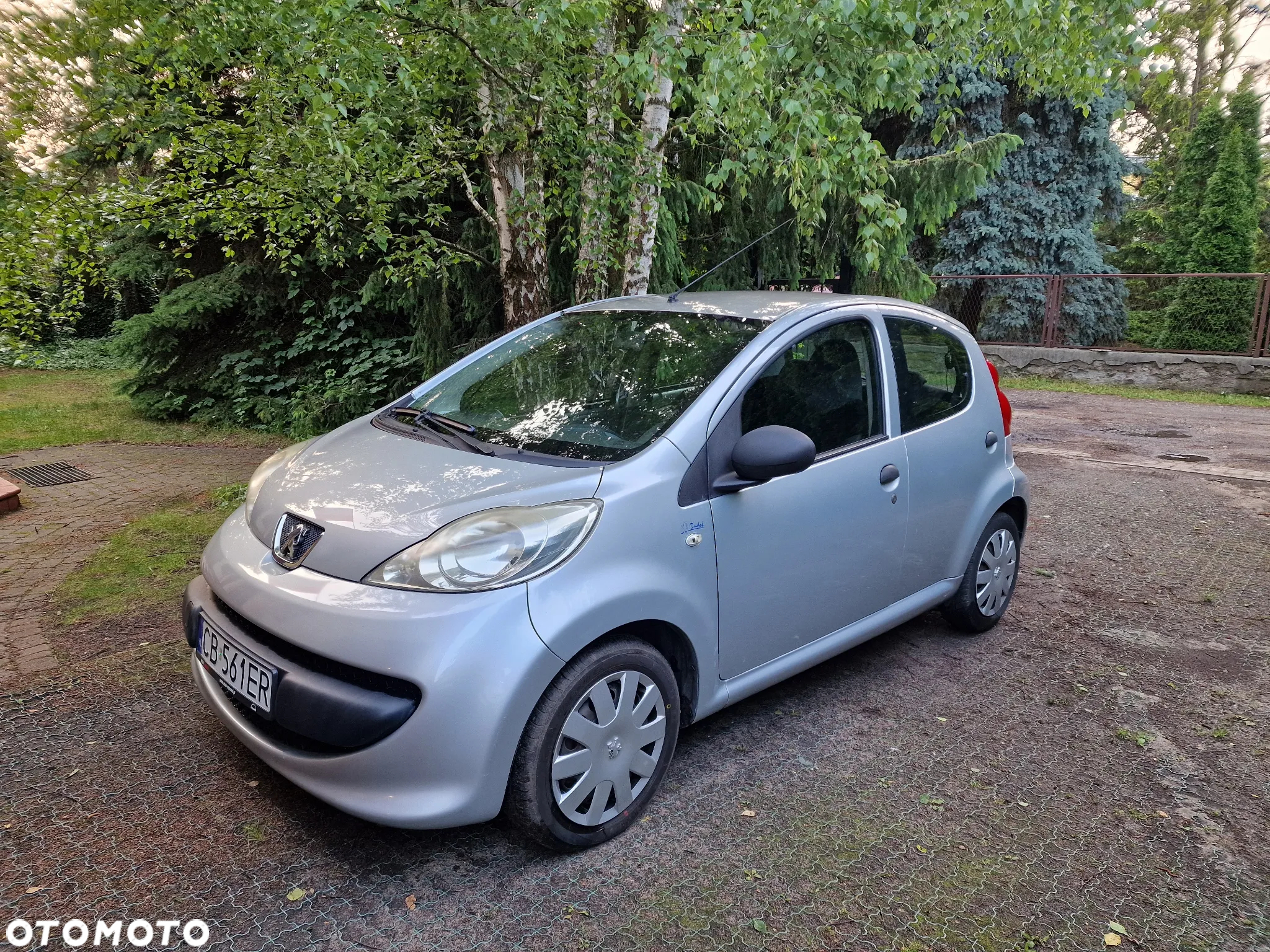 Peugeot 107 1.0 Happy - 11