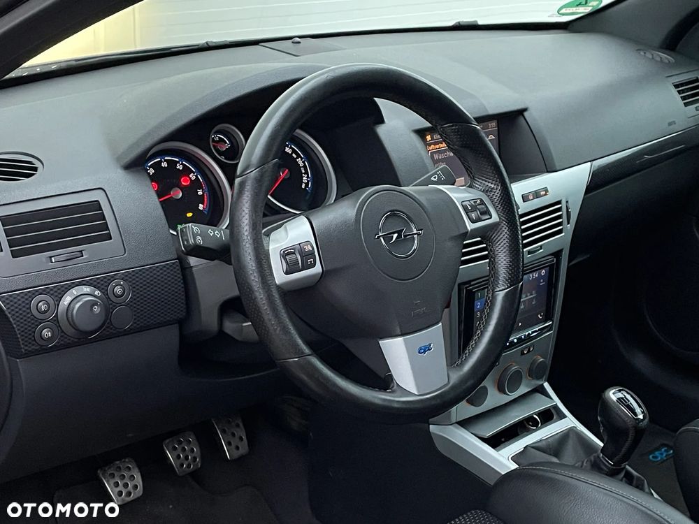 Opel Astra OPC - 16