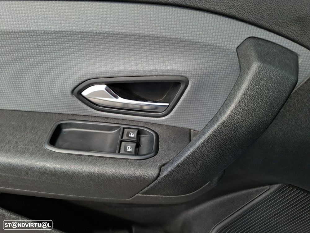 Renault Express - 21